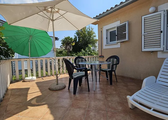 Lägenhet Magdica Malinska